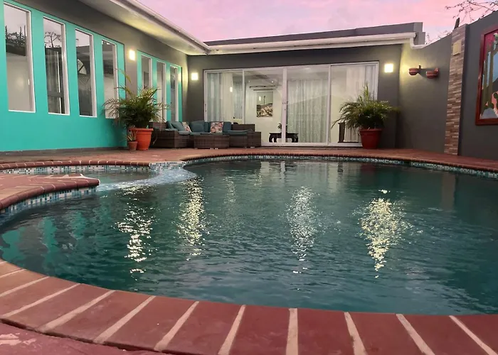 Cactus & Cove Villa
